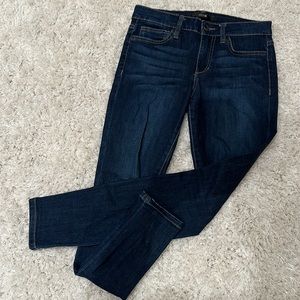 Joes Jeans size 26. Skinny ankle leg